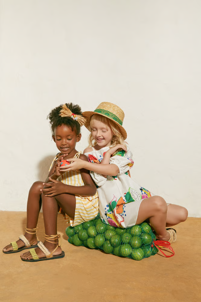 Fábula lança coleção de verão com linha sustentável de moda praia