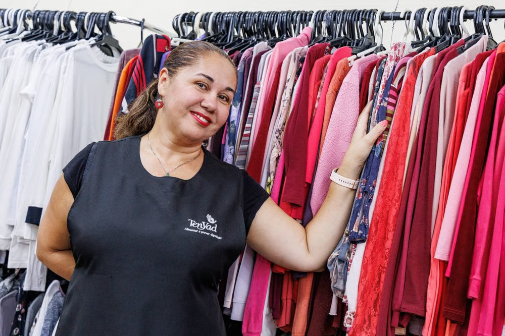 Moda solidária: Bazar Ten Yad amplia impacto social em São Paulo